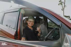 Choose Reliable Private Car and Driver in India